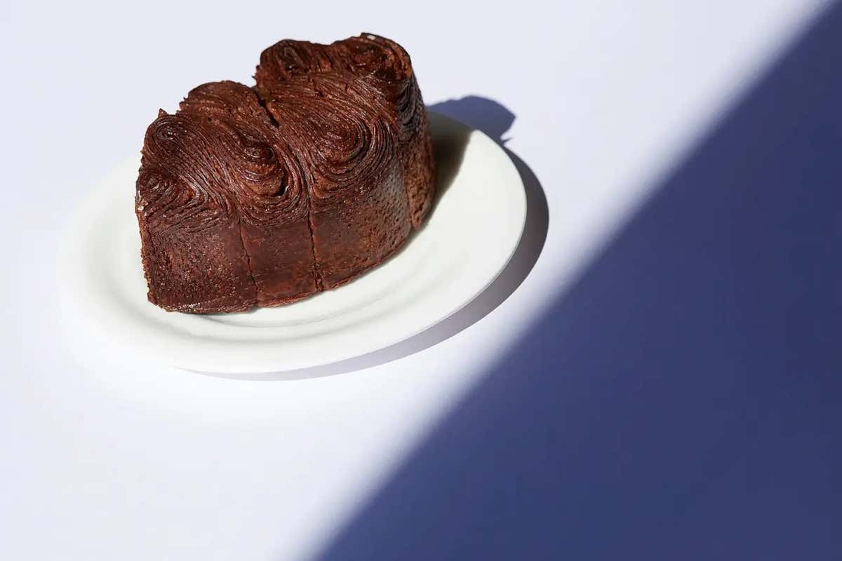 Dalla classica mezzaluna alla piramide: 50 sfumature di croissant